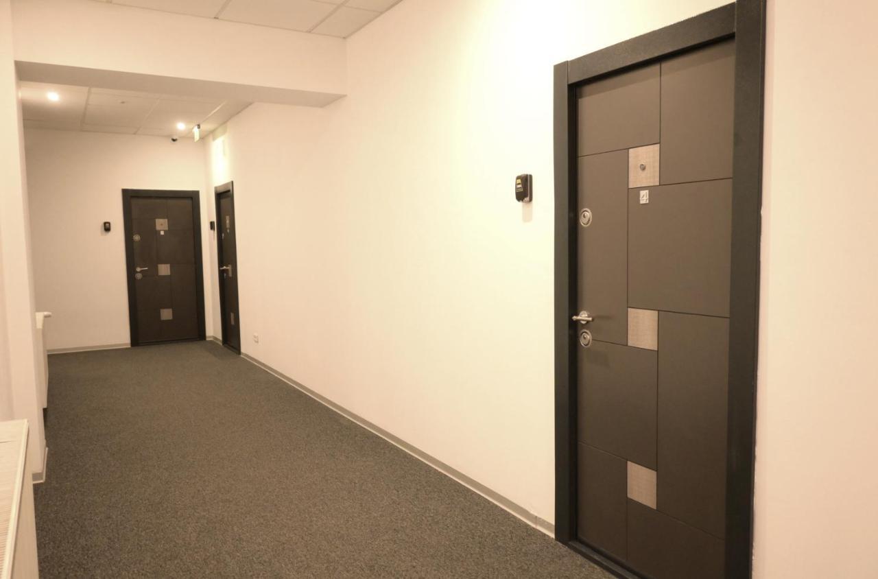 Luana Airport Apartments #9 Otopeni Exteriér fotografie